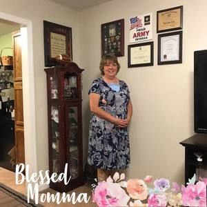 Meet your Posher, Debra